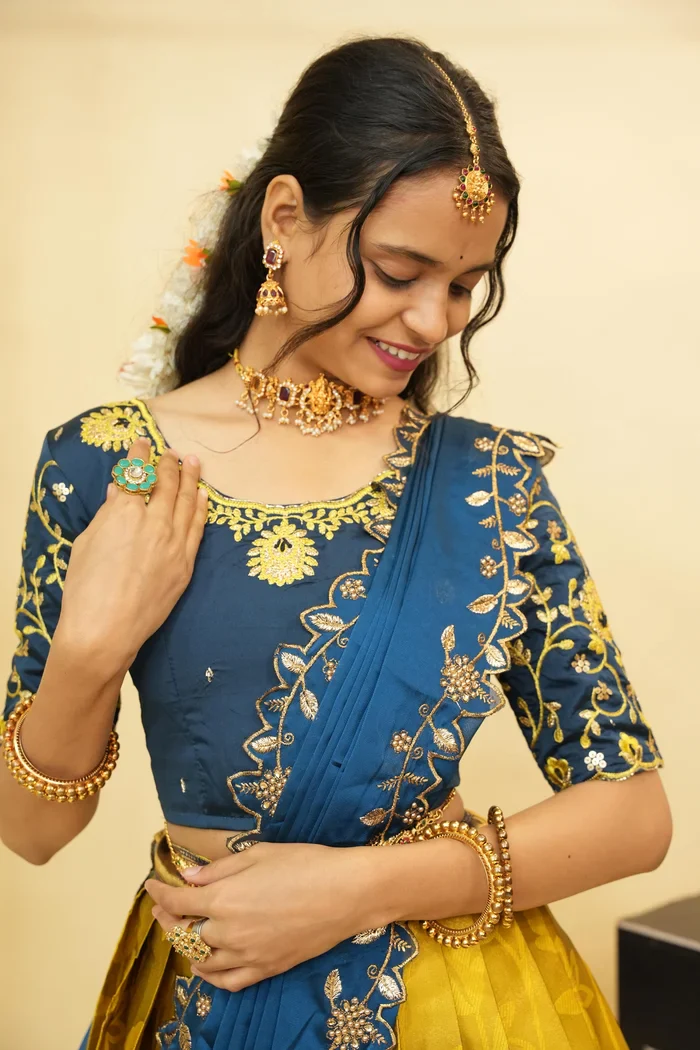 Women's Woven Design zari work Half Saree with Handwork Blouse and Dupatta Aparna - Image 30