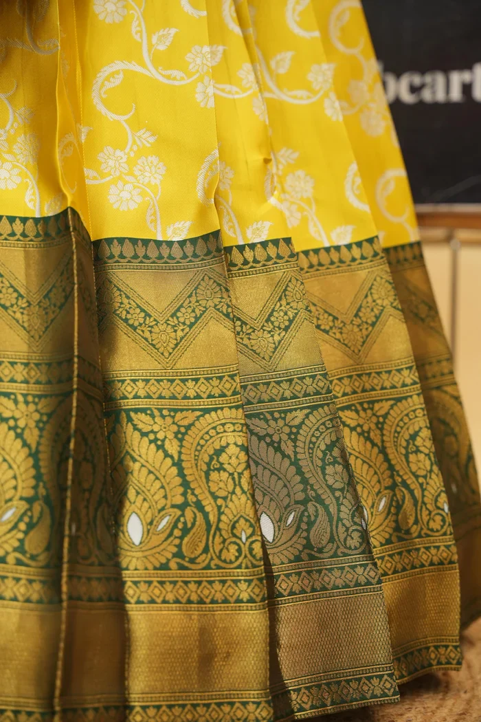Women's Woven Design zari work Half Saree with Embroidered Blouse and Dupatta HemaValli - Image 40