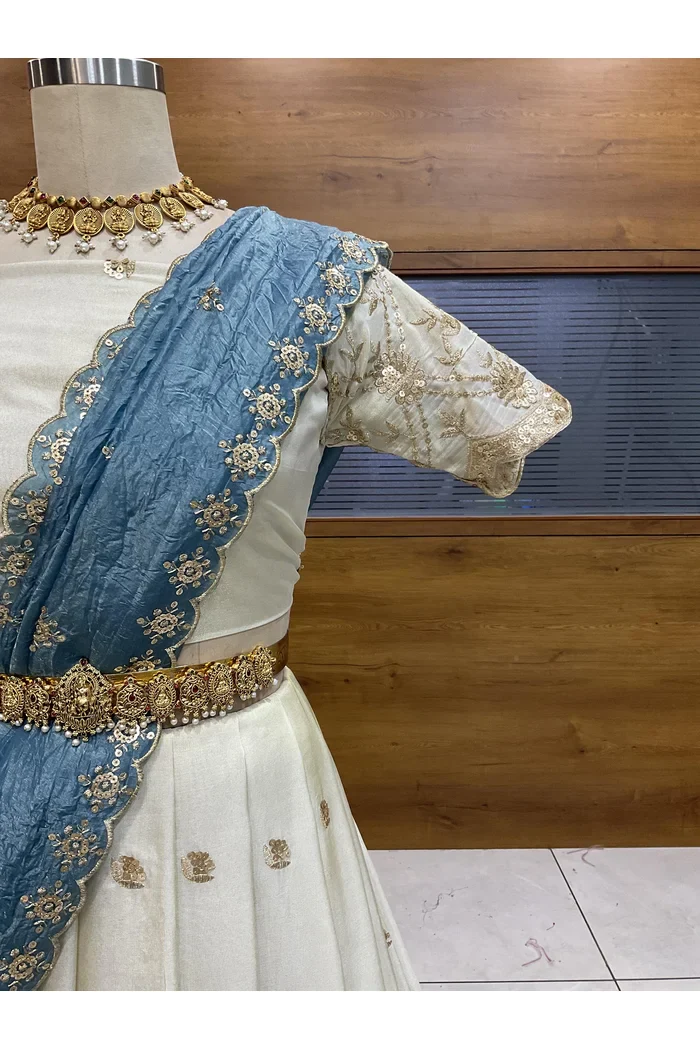 South Indian Festival Traditional Lehenga Choli Nobita - Image 9