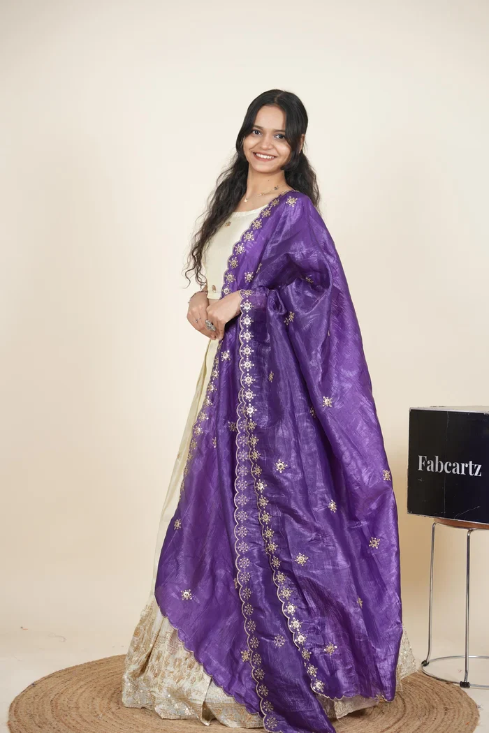 South Indian Festival Traditional Lehenga Choli Nobita KV - Image 4