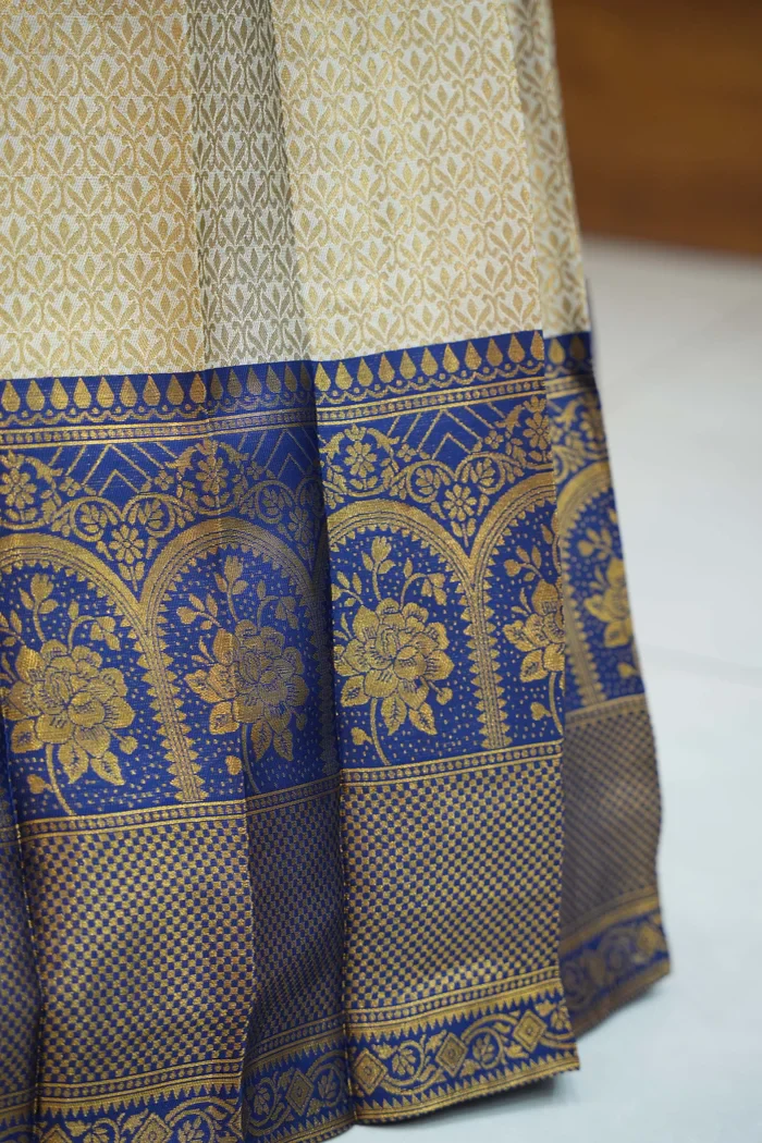 Women's Woven Design zari work Half Saree with Embroidered Blouse and Dupatta Oye!!Pattu - Image 26