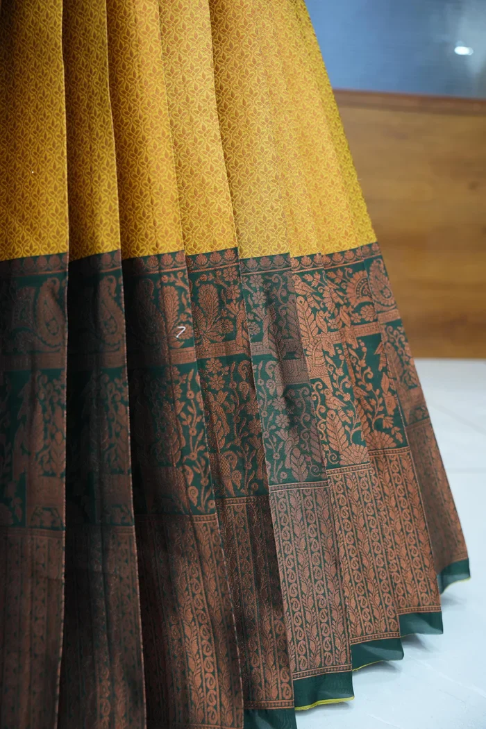 Women's Woven Design zari work Half Saree with Embroidered Blouse and Dupatta PihuPattu - Image 4