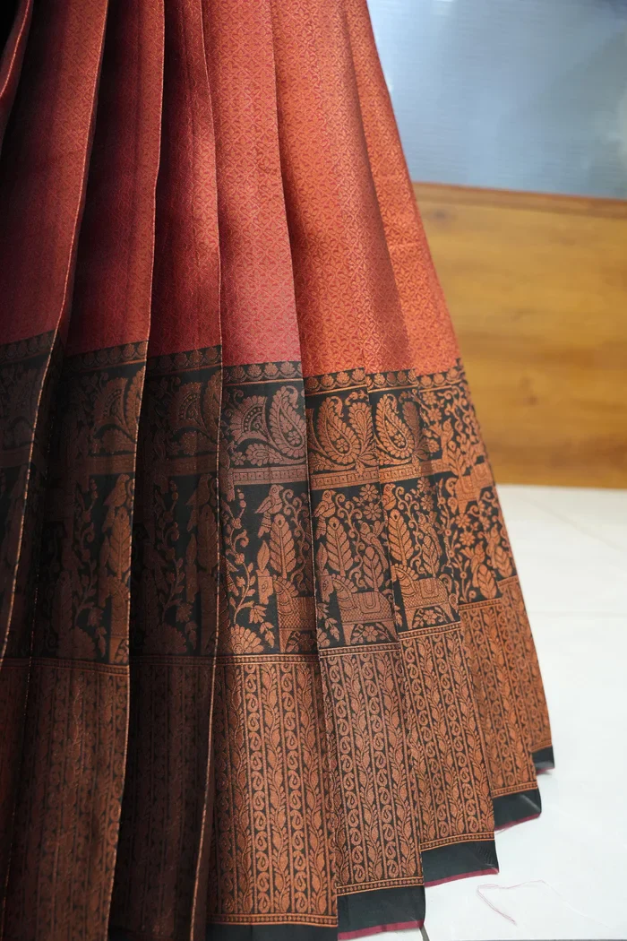 Women's Woven Design zari work Half Saree with Embroidered Blouse and Dupatta PihuPattu - Image 9