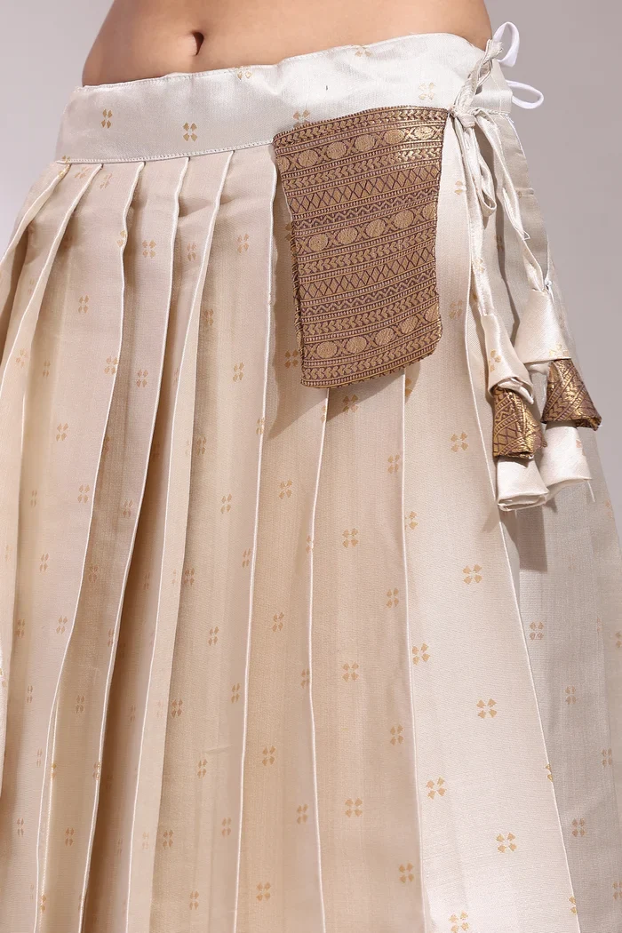 South Indian Festival Traditional Half Saree Yogeshwari - Image 17