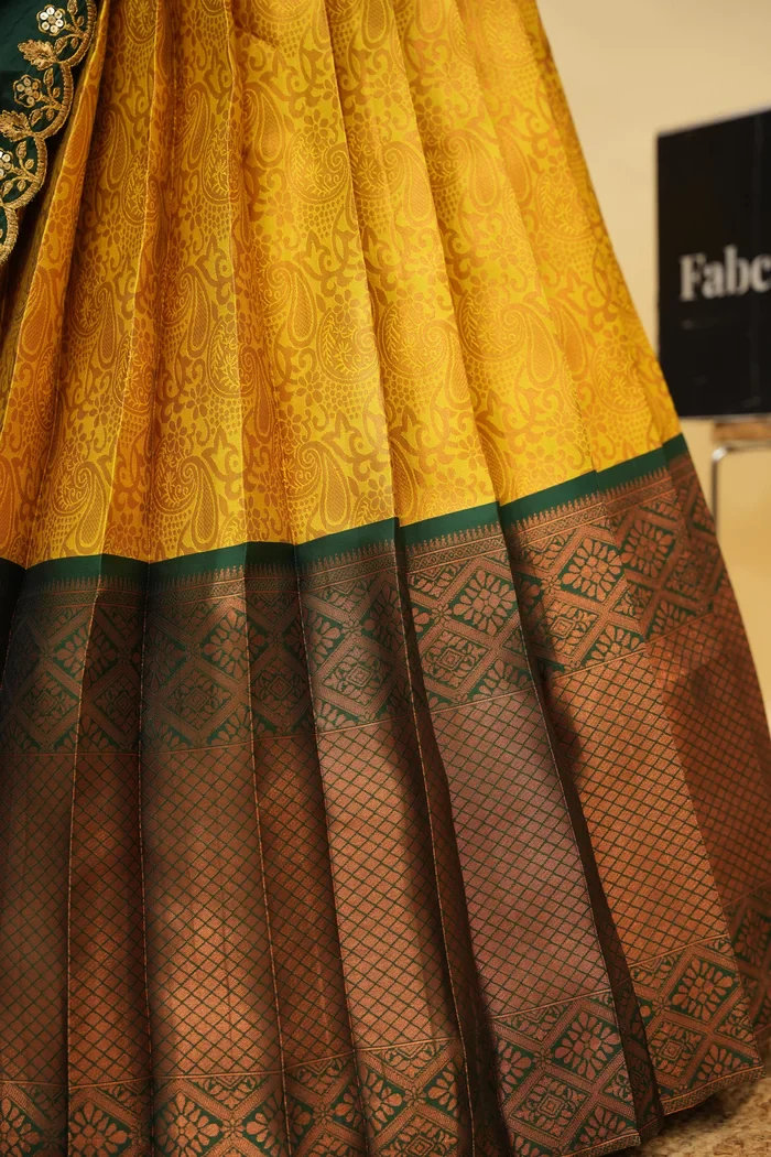 Women's Woven Design zari work Half Saree with Embroidered Blouse and Dupatta SudhaPattu - Image 17