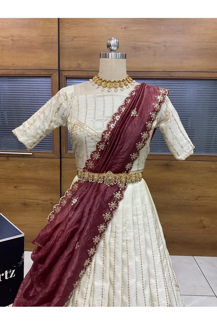 South Indian Festival Traditional Lehenga Choli Suneo - Image 12