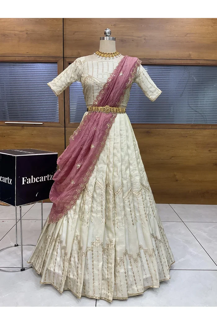 South Indian Festival Traditional Lehenga Choli Suneo - Image 16