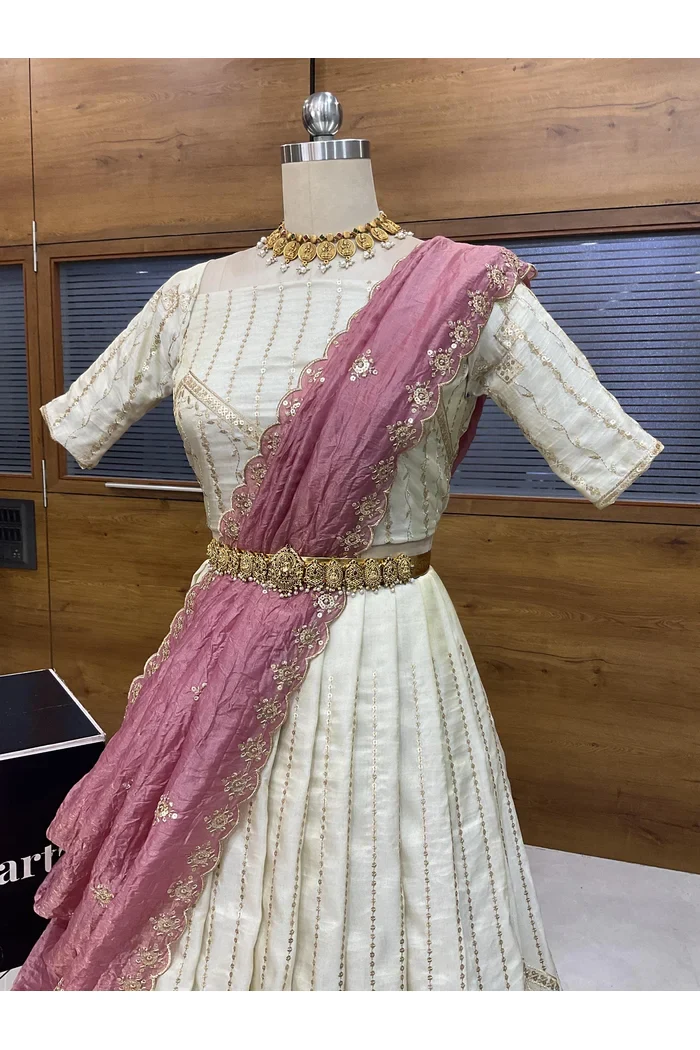 South Indian Festival Traditional Lehenga Choli Suneo - Image 19