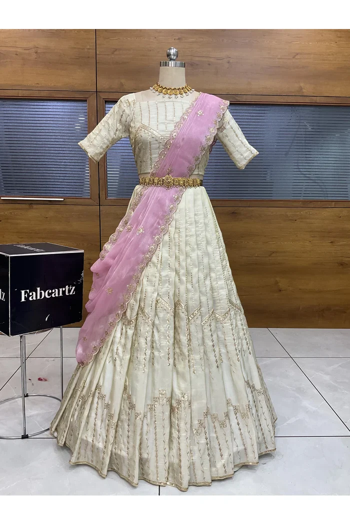 South Indian Festival Traditional Lehenga Choli Suneo - Image 22