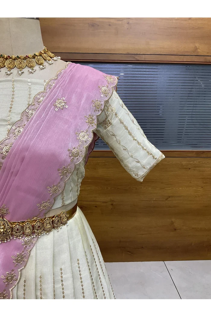South Indian Festival Traditional Lehenga Choli Suneo - Image 26